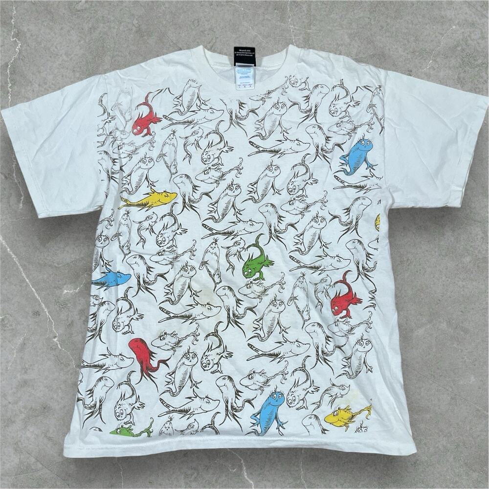 Vintage 2001 Dr. Seuss One‎ Fish T-Shirt Size Large Note Discoloration Spots